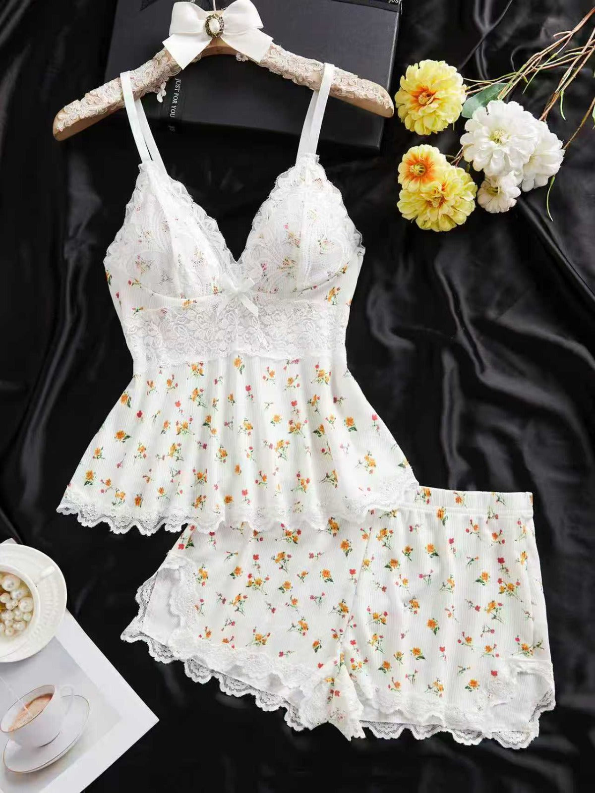 High Slit Lacy Short 2-Piece Set